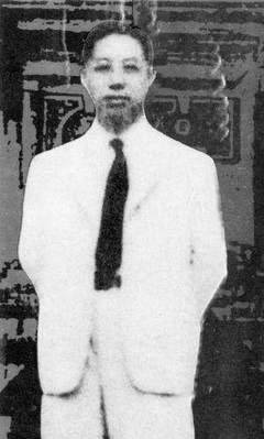 华克之有多厉害？遭戴笠持续追捕毫发无损！屡次虎口夺食从未失手
