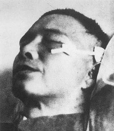华克之有多厉害？遭戴笠持续追捕毫发无损！屡次虎口夺食从未失手