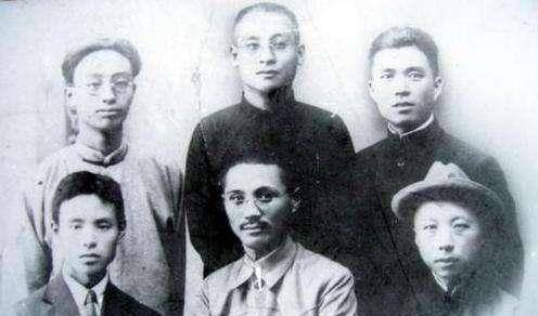 华克之有多厉害？遭戴笠持续追捕毫发无损！屡次虎口夺食从未失手