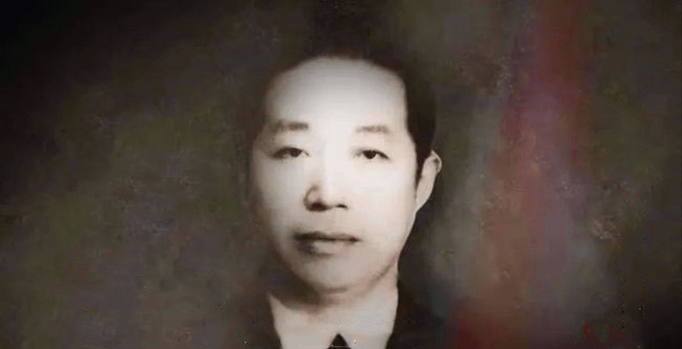 华克之：1945年冒充国民党中将，两次诱惑日军少将赠出大批军火