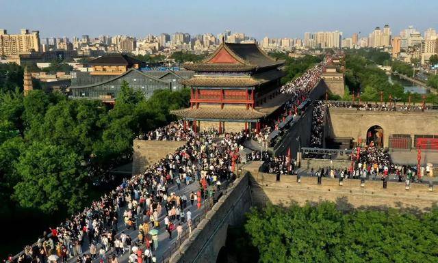 半月谈关注西安：特大城市，这样治城