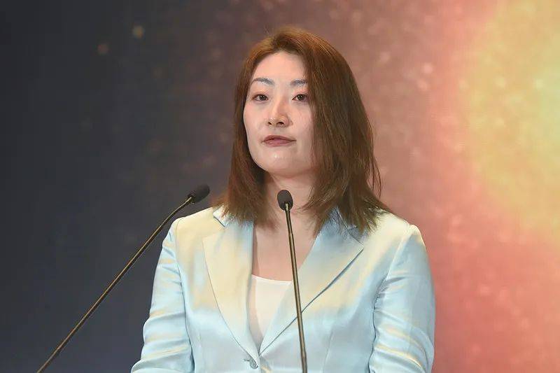 专访宗馥莉：我不会因为风波改变方向