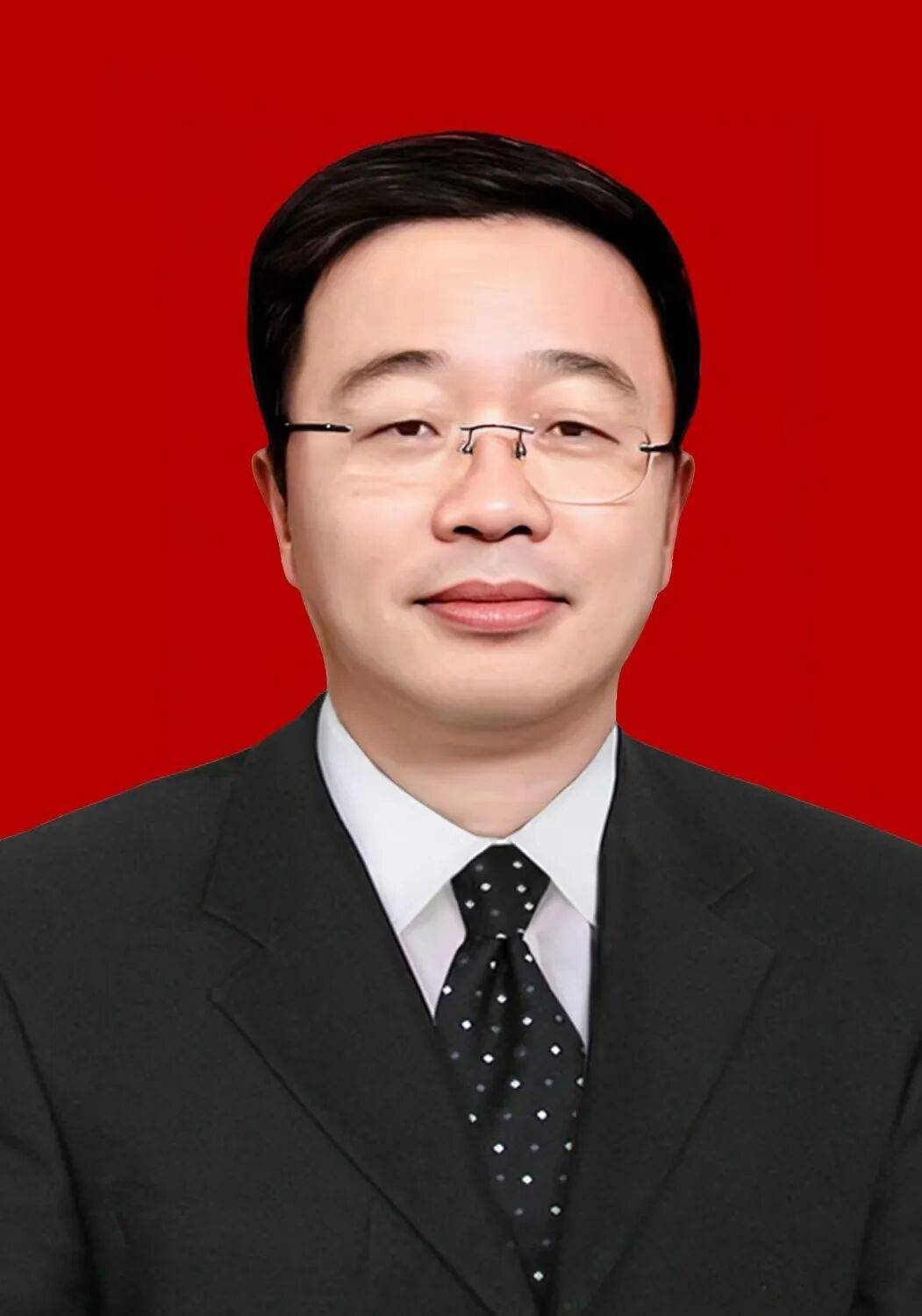主动向组织交代问题，吉林省财政厅党组书记、厅长陈宇龙接受审查调查
